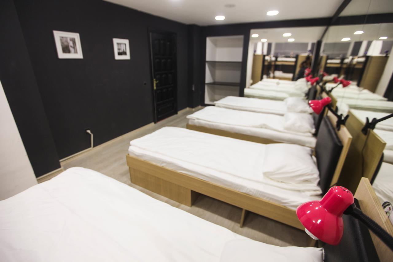Myhostel Baku Ngoại thất bức ảnh
